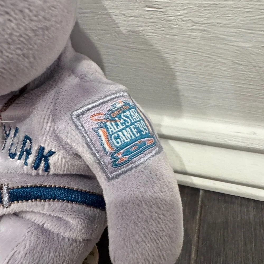 New York Yankees Gray Stuffed Bear All Star Game ‘99 Derek Jeter Bear